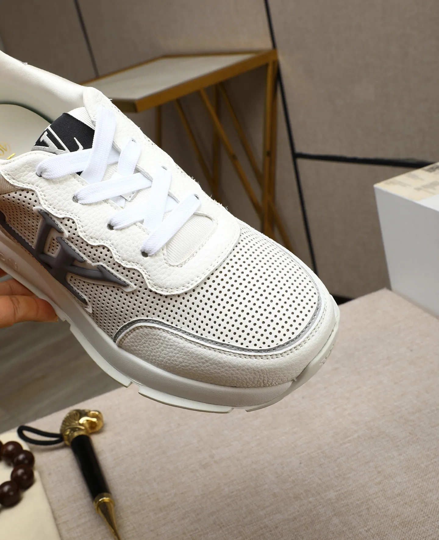 Men's shoes 💰460 📛📛【LOUIS VUITTON】Louis Vuitton official website synchronized new products 👟Milan fashion catwalk style 🇰🇾🇰🇾LV family logo, celebrity style, a must-have for fashionistas ⚠️First-layer calfskin ➕Genuine leather lining ➕Official website original version special outsole 👞Number 38-44